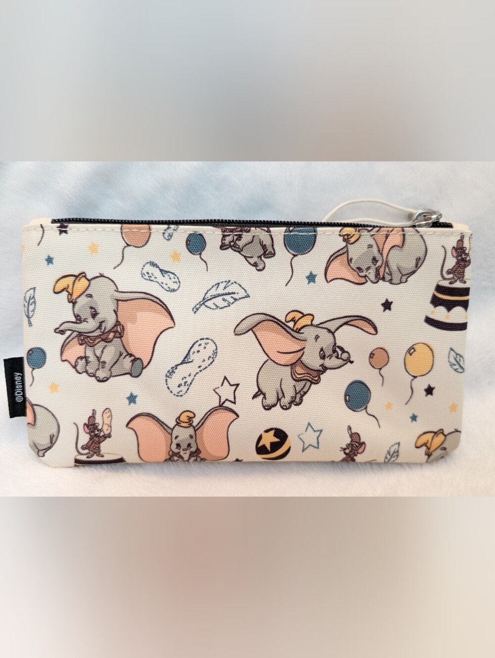 Loungefly Dumbo zippered pouch NWT - Picture 4 of 4